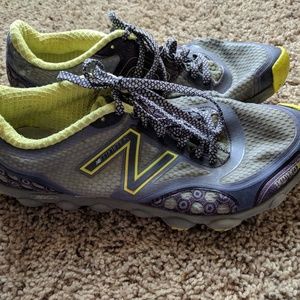 💥2/$8💥 New Balance minimus size 9